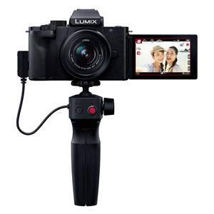Caméra vidéo numérique sans miroir haute résolution 4K avec objectif 12-32 mm, compacte et idéale pour le vlogging et la photographie - Product Image 1
