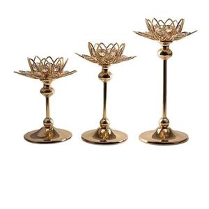 Bougeoir en Métal Plaqué Or de Style Unique, Pilier de Bougie de Décoration de Mariage et de Fête, Bougie Votive de Noël en Métal - Product Image 2