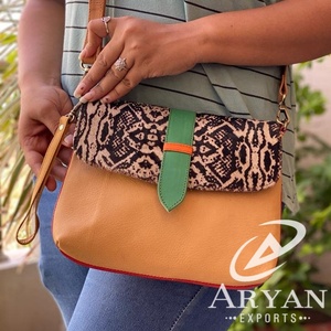 Sac à main en cuir véritable pour femmes, sac à bandoulière multicolore de Style attrayant, sac à main imprimé d'animaux - Product Image 1