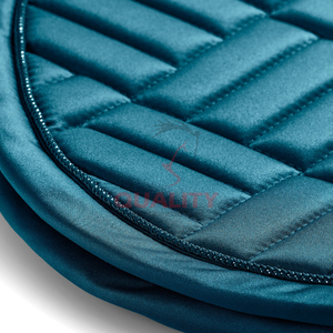 Tapis de selle anglais Tissu doux respirant de haute qualité construction durable design confortable adapté à l'entraînement - Product Image 2