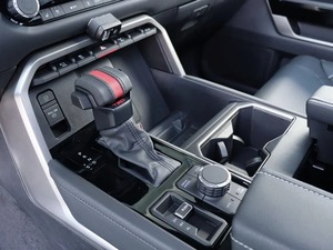 Nouveau Pick-up Tout-Terrain Tundra CrewMax 3.4hyb AT 437 ch 4x4 Hybride Automatique Pro 2025 - Product Image 3