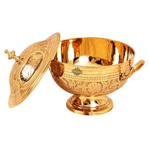 Donga en laiton fait main avec motif floral gravé, style Mughlai, plat de service de mariage, couvercle poli, poignées, vaisselle de table - Product Image 5