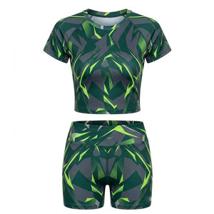 Conjunto Deportivo Elegante para Mujer, Top Corto y Pantalones Cortos, Material Transpirable y Ligero, Perfecto para Entrenamiento y Yoga - Product Image 1