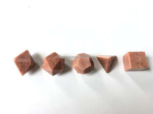 Vente en gros 5pc Peach Moonstone Set sculpté dans le style Feng Shui Géométrie sacrée Solides platoniques Énergie divine Méditation Love Style - Product Image 3