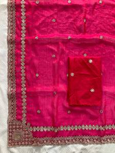 Sari en soie douce tendance avec un travail de broderie lourd et un chemisier pour les occasions spéciales, acheter auprès du fabricant - Product Image 6