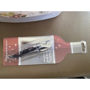 Juego de abridor de botellas de vino de metal inoxidable con cortador de papel de aluminio y logotipo personalizable para uso en el hogar, bar o cocina. - Product Image 1
