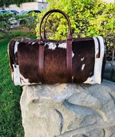 Sac de sport en cuir de vachette véritable Bagage de voyage Weekender à la mode avec logo personnalisé et motif bonbon Option cadeau à coiffer