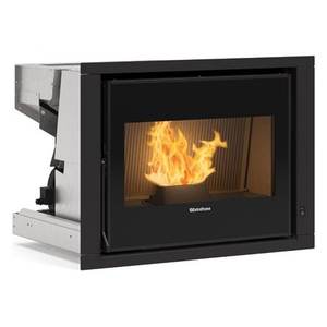 Chimenea de Gas Extraflame 8kW COMFORT P70 H49 Negra, Clase A+, Modelo 5.0 0941128 para Uso en Interiores, Construcción Metálica, Control Remoto - Product Image 1