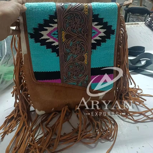 Sac à main en cuir repoussé à la main sac en cuir de vachette véritable couverture de selle aztèque sacs à franges sacs à bandoulière de vente chaude pour femmes - Product Image 1