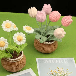 Pot de fleurs en crochet style simple en peluche, fabriqué en fil - Product Image 4