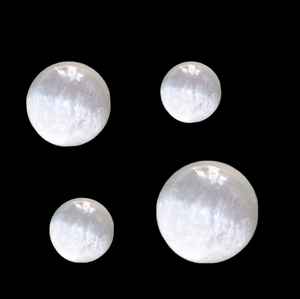 Bola de cristal curativa de selenita de ágata natural pulida superior al por mayor Esfera de piedras preciosas de selenita para decoración del hogar y Feng Shui - Product Image 3
