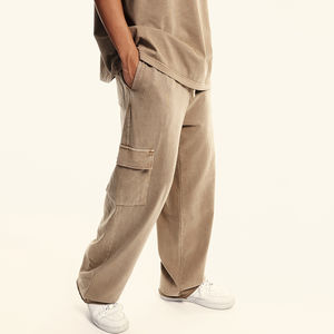 Pantalons de survêtement pour hommes les plus vendus en ligne Matériau léger Bas quantité minimale de commande Fabriqué avec la meilleure qualité et le meilleur matériau - Product Image 4