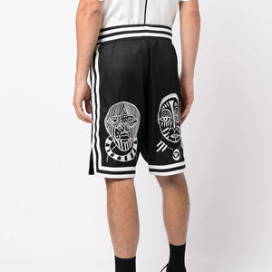 Pantalones cortos deportivos de poliéster antiarrugas para hombre, ropa de correr para gimnasio con logotipo personalizado de calle alta, respetuosos con el medio ambiente, 100% - Product Image 4