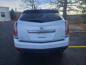 Cadillac SRX 2016 d'occasion en excellent état - Product Image 2