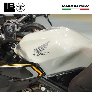 Emblemi 3D Cromati con Logo Honda per Moto, Coppia di Adesivi Decorativi Compatibili con Caschi - Product Image 3