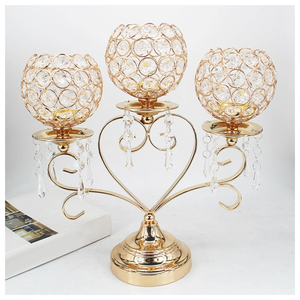 Vente en gros de bougeoirs de luxe en cristal doré et argenté Candélabre en métal avec bras pour la décoration de la maison et les bougies votives de fête - Product Image 4