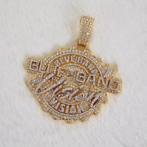 3Ct corte redondo Real Moissanite Allah colgante de encanto para hombre 14K chapado en oro blanco - Product Image 1