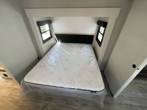Nueva caravana Jayco E-a-g-l-e H-t 265FKDS 2026 en venta para camping y viajes - Product Image 5