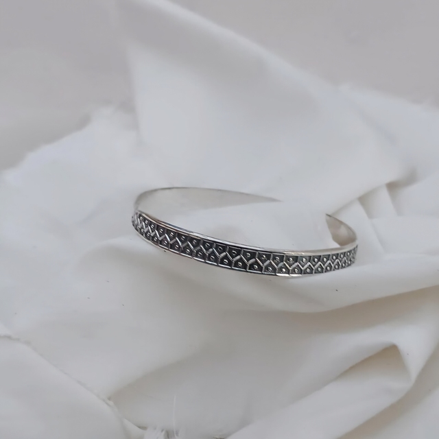 Hot Selling Vintage Handmade 925 Sterling Silver Cuff Bracelet for Women Historical Texture Fashionable Jewelry Gift Christian