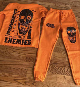 Ensemble sweat-shirt et pantalon de survêtement unisexe vintage en molleton uni, avec sweat à capuche à ourlet brut et joggers évasés, vente en gros - Product Image 5
