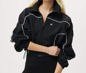 Customizable Plus Size Women's Hip Hop Cropped Contrast Anorak Jacket Letter Print, Loose Anti-Wrinkle Anti-Pilling Print - Product Image 6