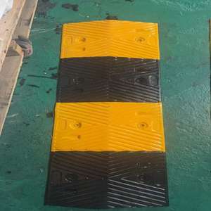 Tragbare Gummi-Bremsschwelle für Temporäre Verkehrsregulierung - Leicht zu Transportieren 25-45 km/h Asphaltnutzung - Product Image 6