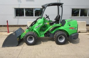 Minicargadora Avant 735i con Motor Kubota, Capacidad de 1 Tonelada, Potencia de 19KW, 1 Año de Garantía, Nueva - Product Image 2