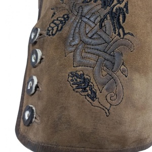 Venta al por Mayor de Trajes Bávaros Alemanes para Hombre, Incluye Pantalones Cortos Lederhosen de Estilo Urbano en Varios Colores - Product Image 2