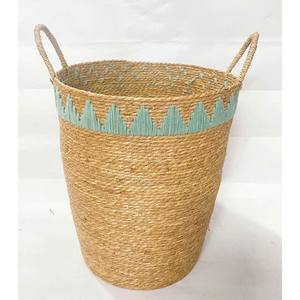 Vente en gros Panier en jacinthe d'eau fait à la main, léger, écologique et durable Rangement décoratif pour les centres de villégiature et de vente au détail - Product Image 6