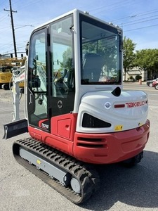 รถขุดขนาดเล็ก Takeuchi TB240 แบบตีนตะขาบ พร้อมห้องโดยสาร  เครื่องยนต์ดีเซล - Product Image 1