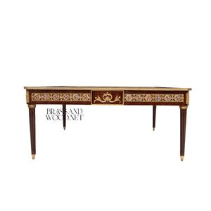 Table basse carrée de luxe avec incrustations en bois complexes et détails en laiton pour une décoration intemporelle du salon - Product Image 2