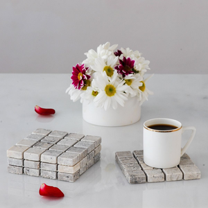 Sous-verres uniques en mosaïque de pierre grise pour une addition de table texturée et artistique. Disponible à prix de gros. - Product Image 1