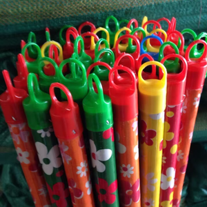 Escoba ligera Agarre cómodo, uso duradero - Product Image 1