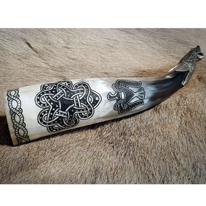 Cuerno vikingo personalizado medieval auténtico acabado Epoxi seguro para los Alimentos | Cuerno de buey recipiente para beber cuerno de hidromiel vikingo hecho a mano - Product Image 2