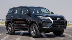 Toyota Fortuner 2.7P AT 4x4 MY2024 d'occasion, conduite à gauche – NOIR - Product Image 3