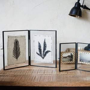 Cadre photo en métal de style décoratif pour les intérieurs festifs mettant en valeur une texture riche, une qualité durable, un design d'affichage mural de qualité supérieure - Product Image 1