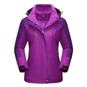 Chaquetas de esquí personalizadas para mujer para actividades al aire libre a prueba de viento impermeable con opciones de impresión y bordado de logotipos - Product Image 1