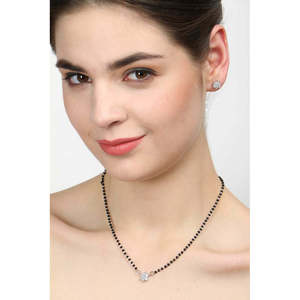 Compre un Conjunto de Mangalsutra de Plata Pura, Joyería Fina Étnica Clásica y Moderna con Circonita y Diamantes para Bodas, Fiestas y Compromisos - Product Image 6