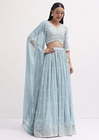 Lehenga en Georgette Semi-Couture Élégant avec Travail de Séquence et de Broderie Choli Non Cousu et Dupatta Brodé Occasions Spéciales