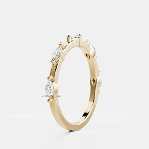 Alliance Art Déco Marquise Moissanite Bague Demi Eternité 0.5 Carat avec Accents Flottants Bijoux de Cadeau Empilables - Product Image 2