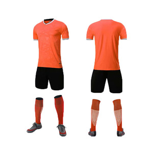 Uniforme de Fútbol Corto, Resistente, 100% Poliéster, Secado Rápido, Transpirable, Personalizable en Color/Logotipo/Talla, Servicio OEM para Equipos/Clubes/Partidos - Product Image 5