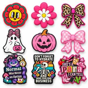 Set di 9 ciondoli personalizzati in PVC per <span class=keywords><strong>scarpe</strong></span> Coquette di Halloween, con motivo leopardato, fiocco, fantasma, per zoccoli - Ingrosso - Product Image 1