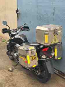 Motocicleta Deportiva Usada Suzuki GW250 de 250cc, Versión Modificada para Viajes - Product Image 6