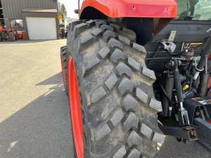 2019 pour tracteur agricole Kubota M7060HDC12 4x4 avec confort de qualité supérieure, fonctionnement en douceur et puissance fiable-moteur et noyau de pompe - Product Image 4