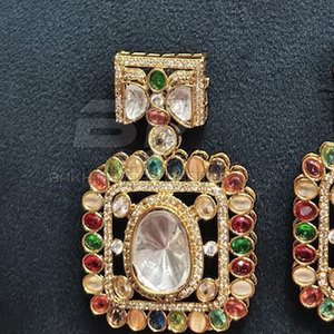Conjunto de Joyas de Novia para Mujer, Conjunto de Collar y Aretes, Conjunto de Joyas de Cobre de Alta Calidad con Circonita Cúbica - Product Image 4