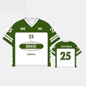 T-shirts à col en V en polyester 100% pour hommes personnalisés | Vêtements de sport de style de rue à coupe ample Sublimation complète et impression numérique - Product Image 2