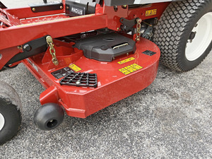 Cortadora de Césped Autopropulsada Eléctrica Exmmark RZE708GEM48C00 de 1600W, Modelo 2025, Cortadora Rotativa de 4 y 2 Tiempos para Uso Industrial y Bricolaje - Product Image 4