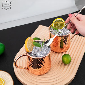Tasse à mule martelée de Moscou avec poignée Tasses en métal personnalisées pour cocktails et boissons réfrigérées pour se divertir - Product Image 3