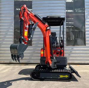 Mini-excavatrice Kubota D902, 2 tonnes, compacte, hydraulique, sur chenilles |   Mini-excavatrice sur chenilles compacte Diesel Kubota D902 - Product Image 2