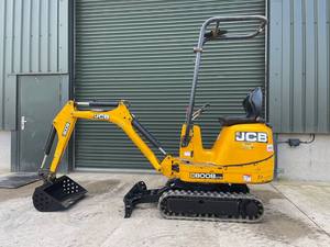Micro excavatrice JCB 8008 utilisée haute performance Micro excavatrice 1.0 tonnes Micro excavatrice en état impeccable avec moteur Perkins. - Product Image 3